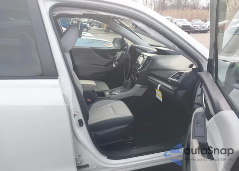 2022 Subaru Forester Premium z USA, uszkodzony, nr VIN JF2SKAEC6NH430136
